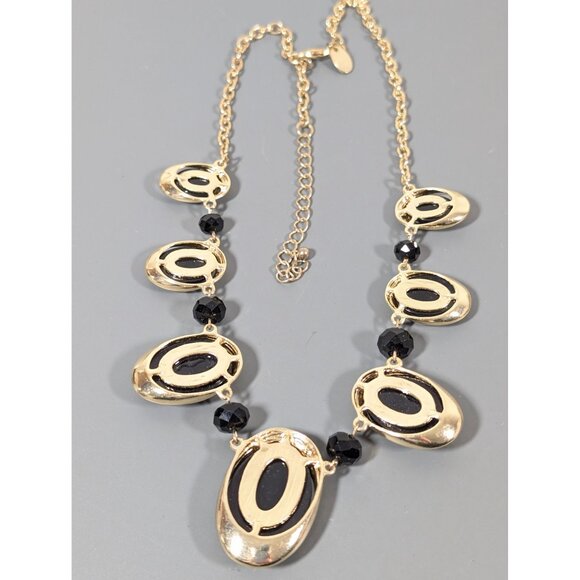 Charming Charlie Black Oval Cabochon Gold Tone Statement Necklace 23" - Picture 8 of 8